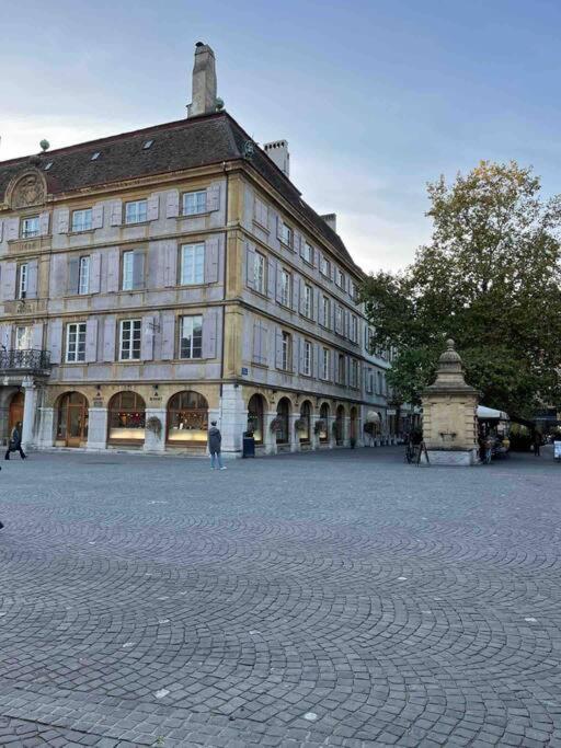 V&V Centre Neuchâtel Eksteriør bilde