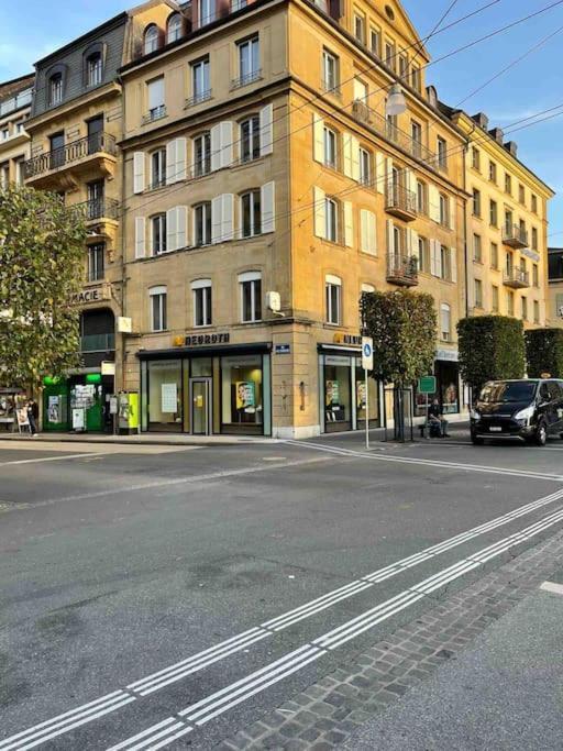 V&V Centre Neuchâtel Eksteriør bilde